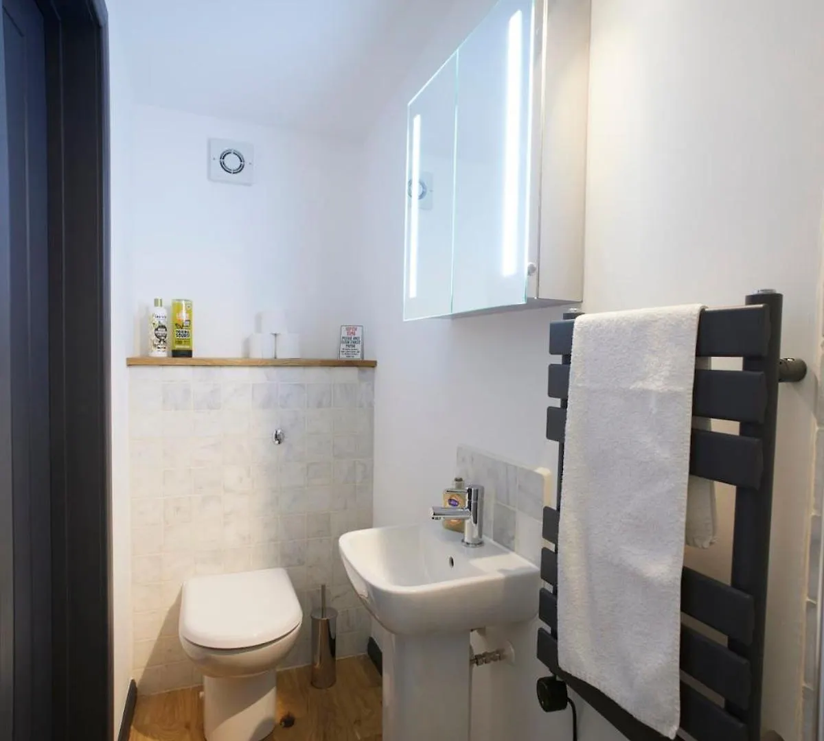Eco Cabin With Lovely Views Of Mendips Aonb Cabin N 3 Congresbury