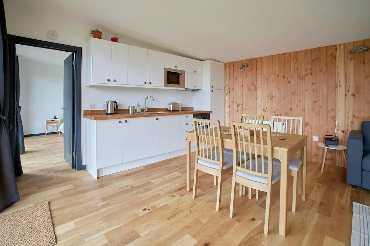 Eco Cabin With Lovely Views Of Mendips Aonb Cabin N 3 Congresbury United Kingdom